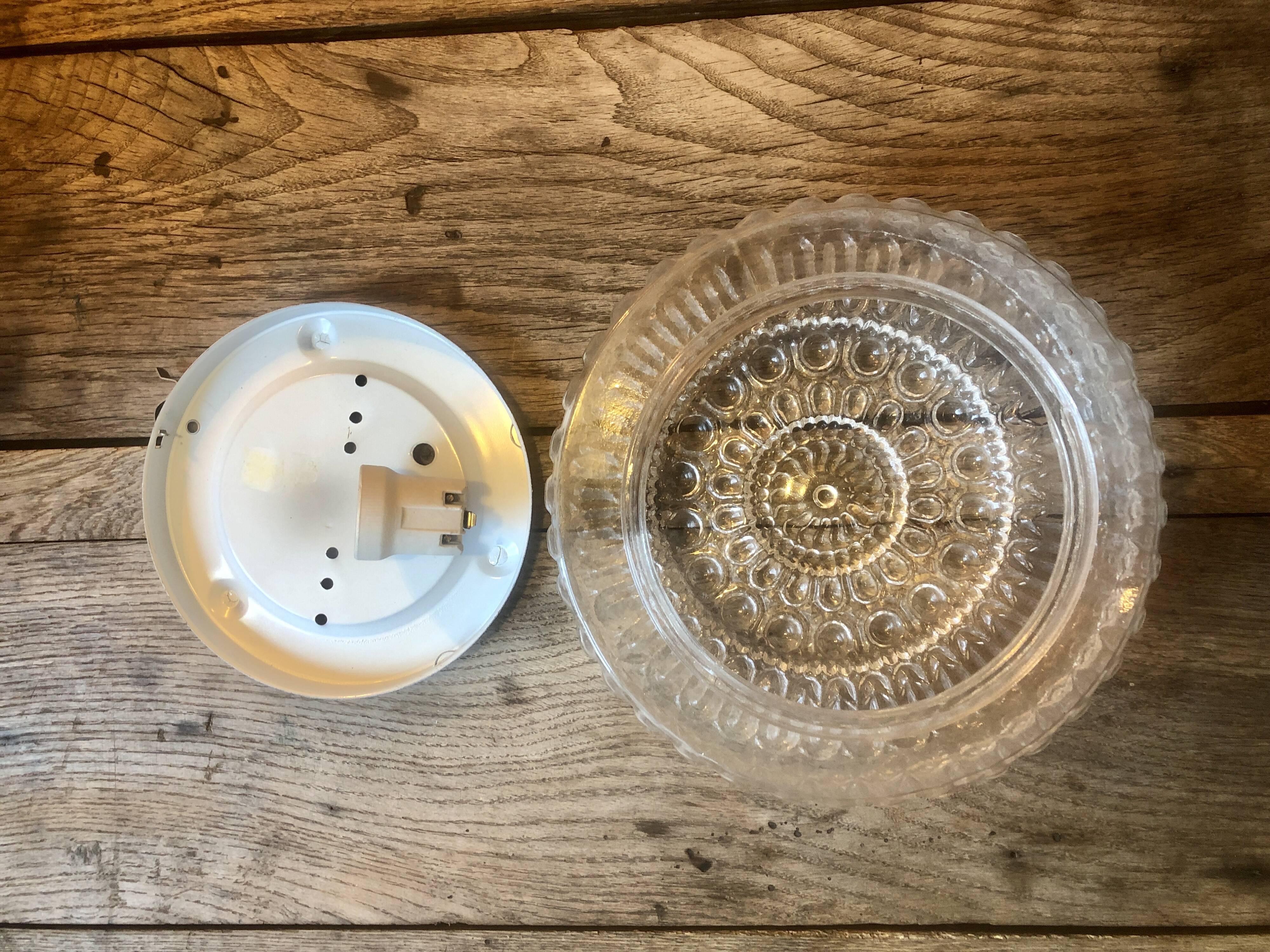 Cast glass ceiling lamp