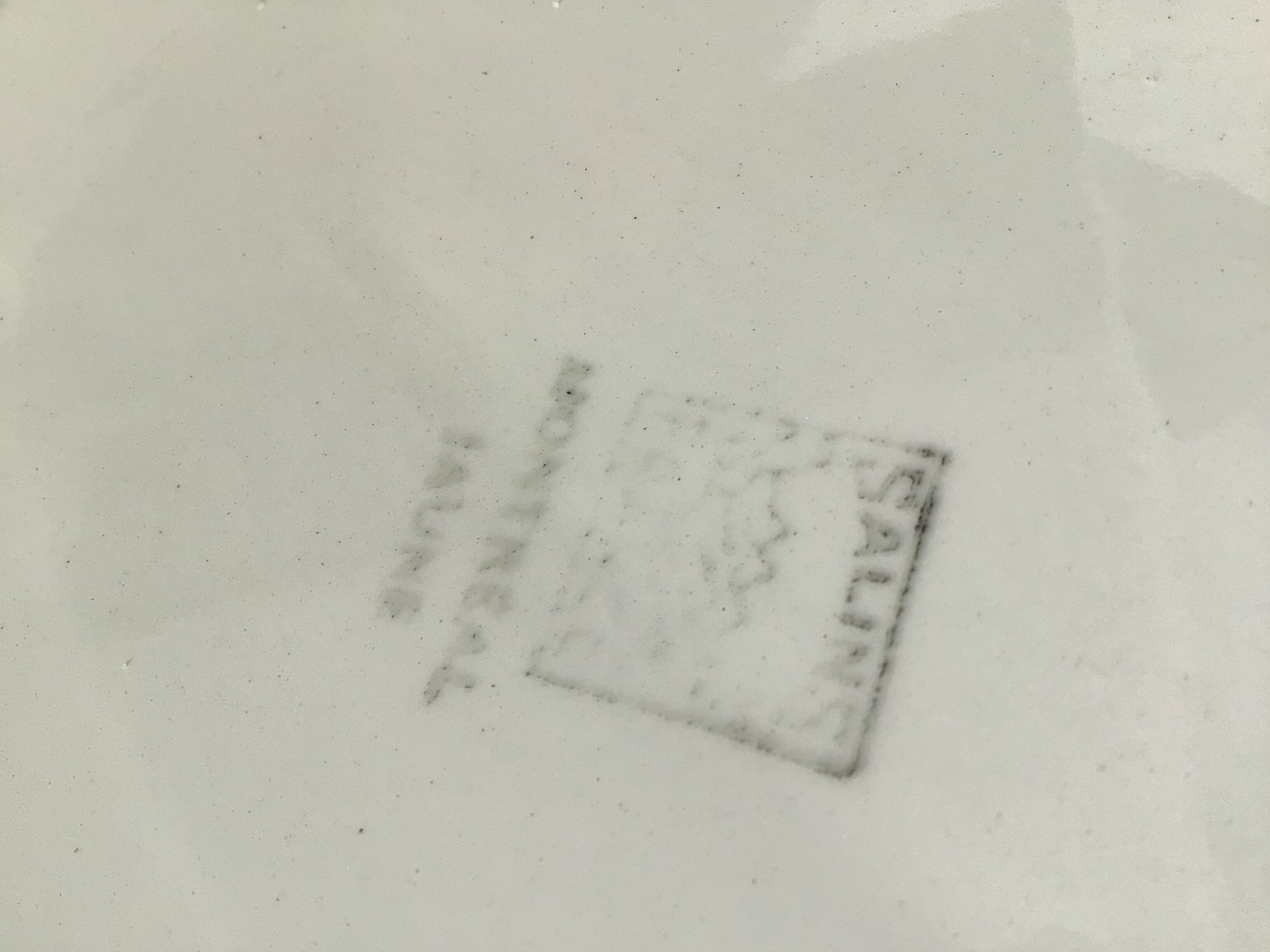 Oval flat Salins Montreal yellow tiles