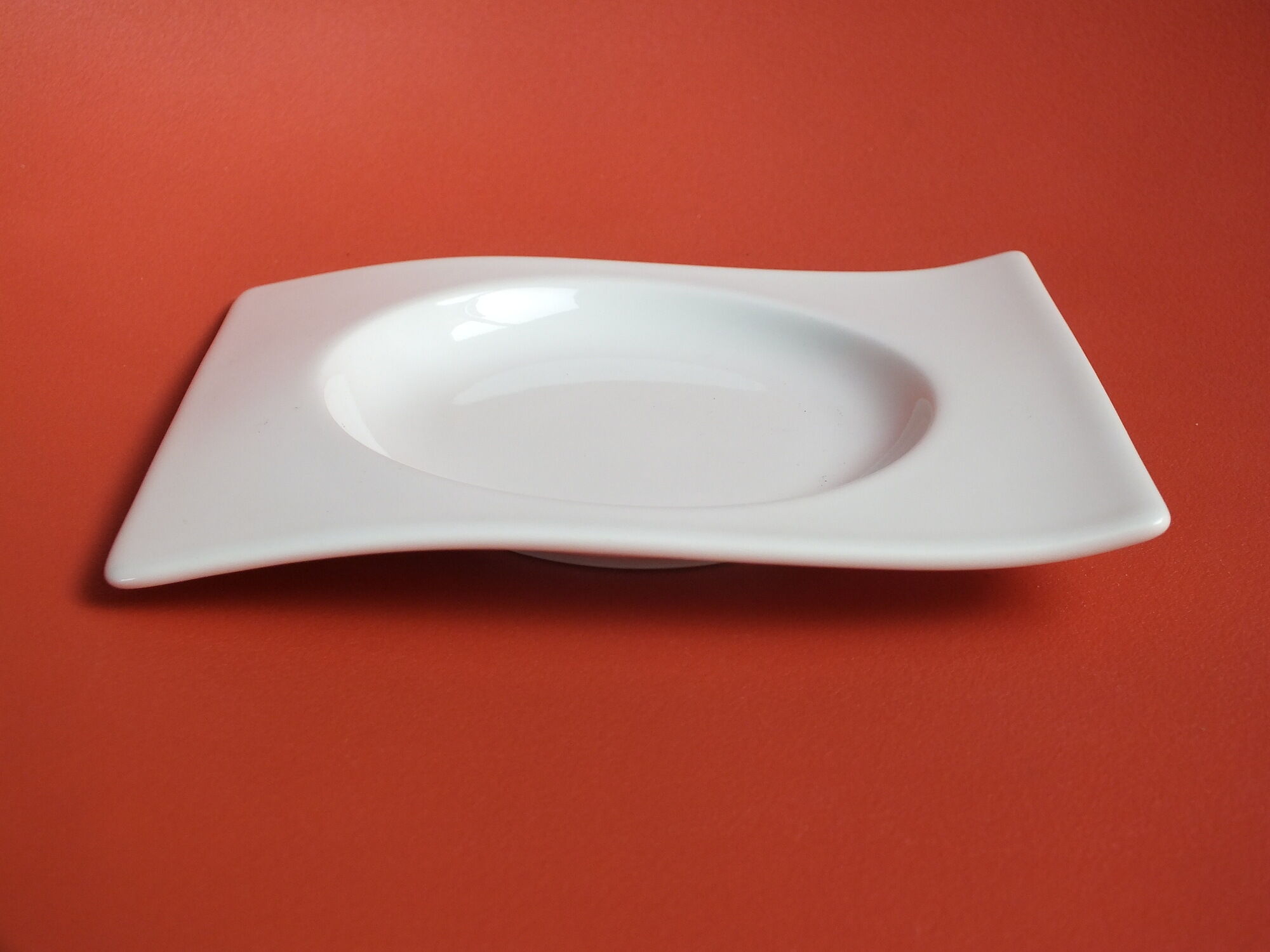 Duo of Villeroy and Boch New Wave Hotwave cups
