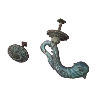 Old door knocker "swan collar" & its nail