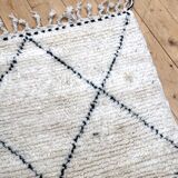 Moroccan Berber carpet Beni Ouarain with black diamonds 1,48x0.95m