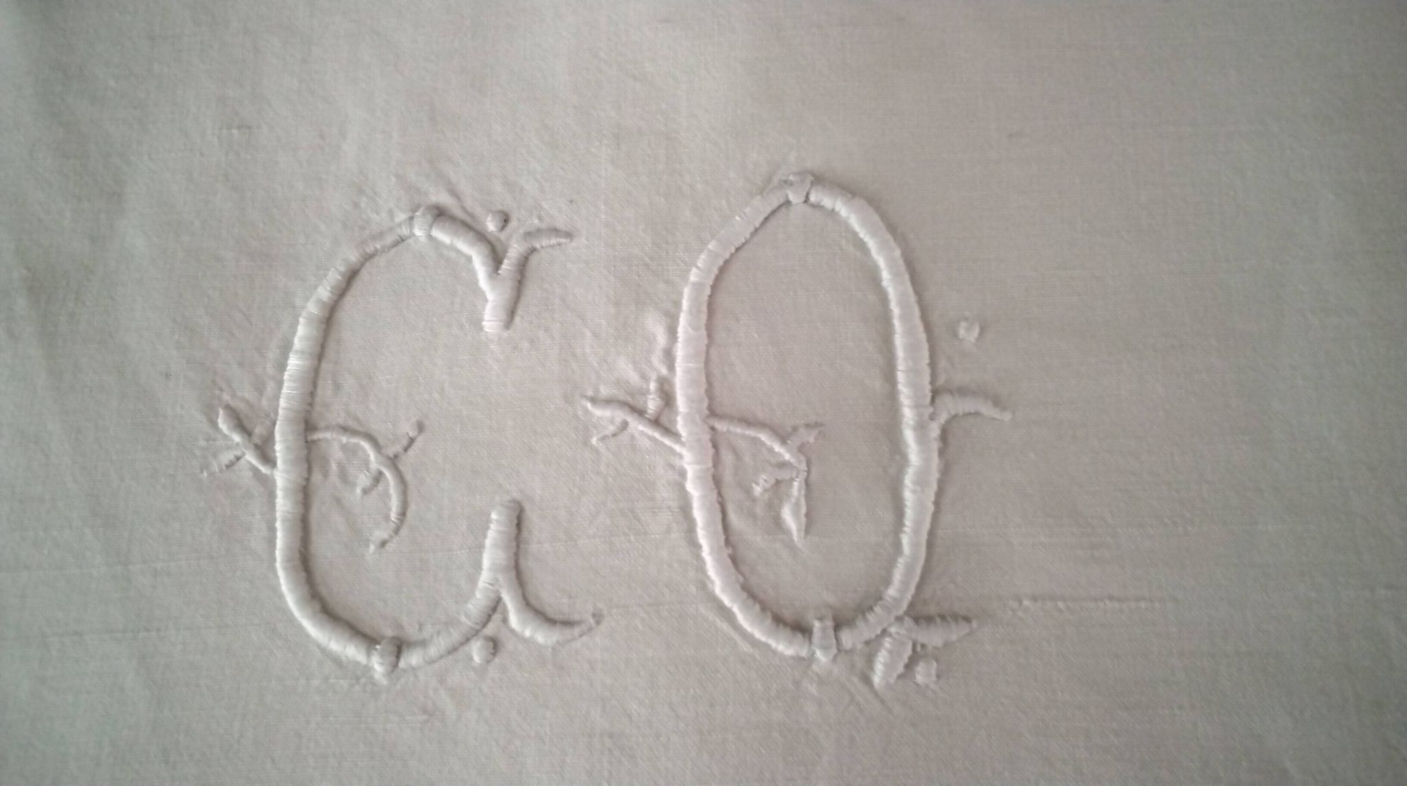 White cotton top sheet monogrammed "CQ" 2 x 3 m