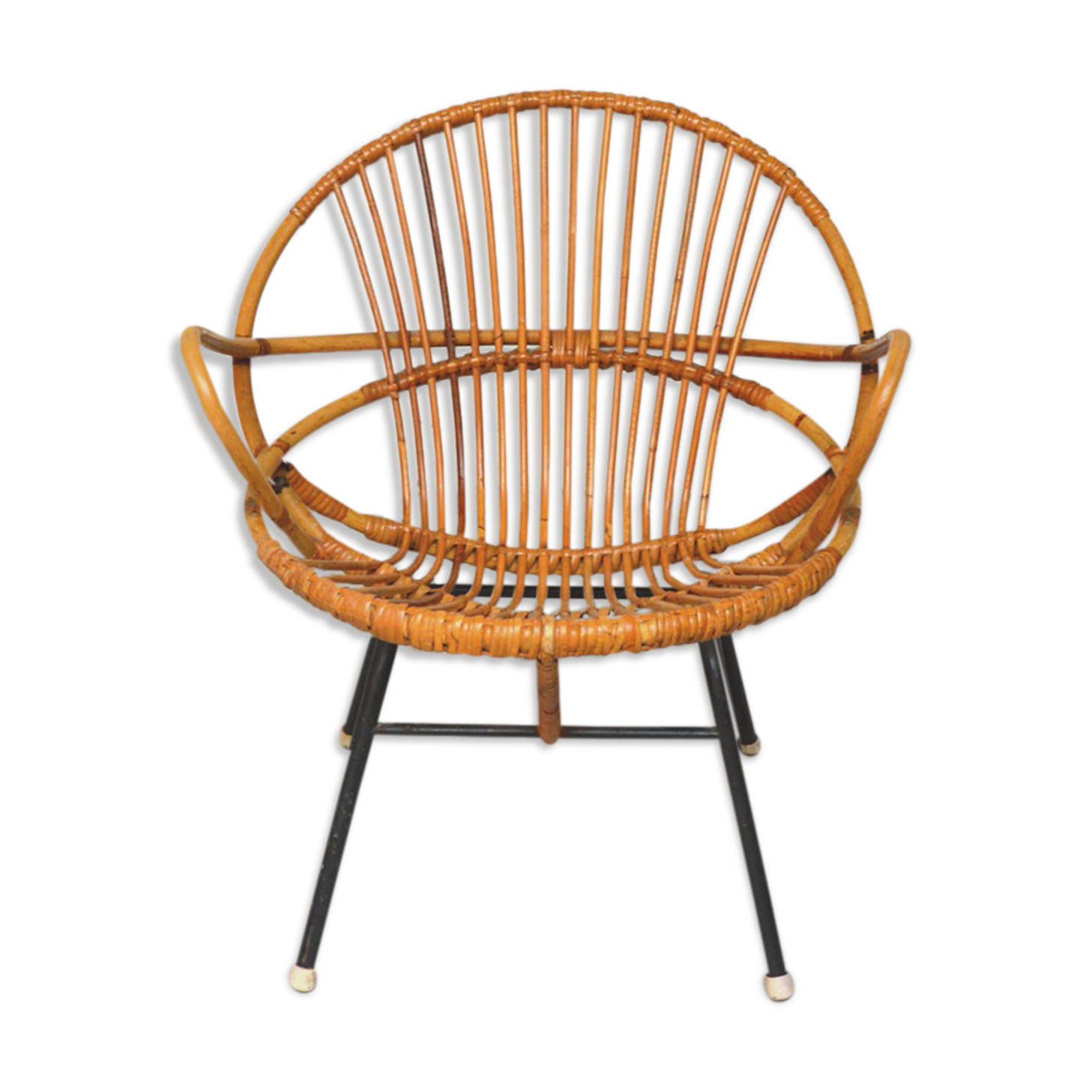 Round bamboo and rattan armchair