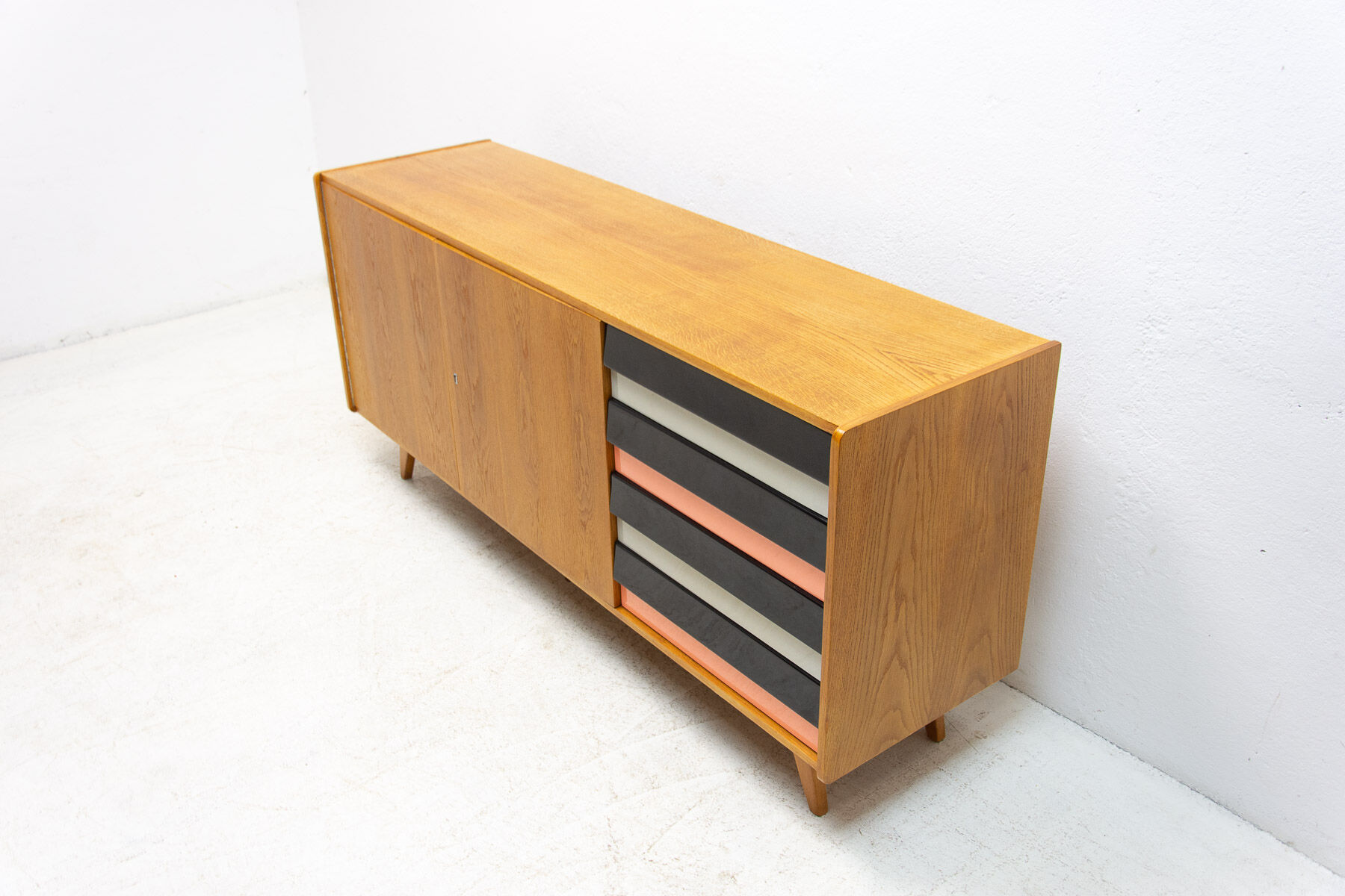 Mid Century U-460 sideboard by Jiří Jiroutek for Interiér Praha