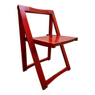 Folding chairs