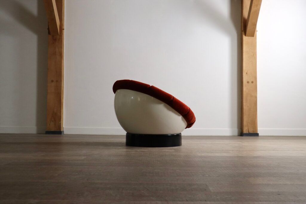 Luciano Frigerio Girasole lounge chair, Italy 1960s