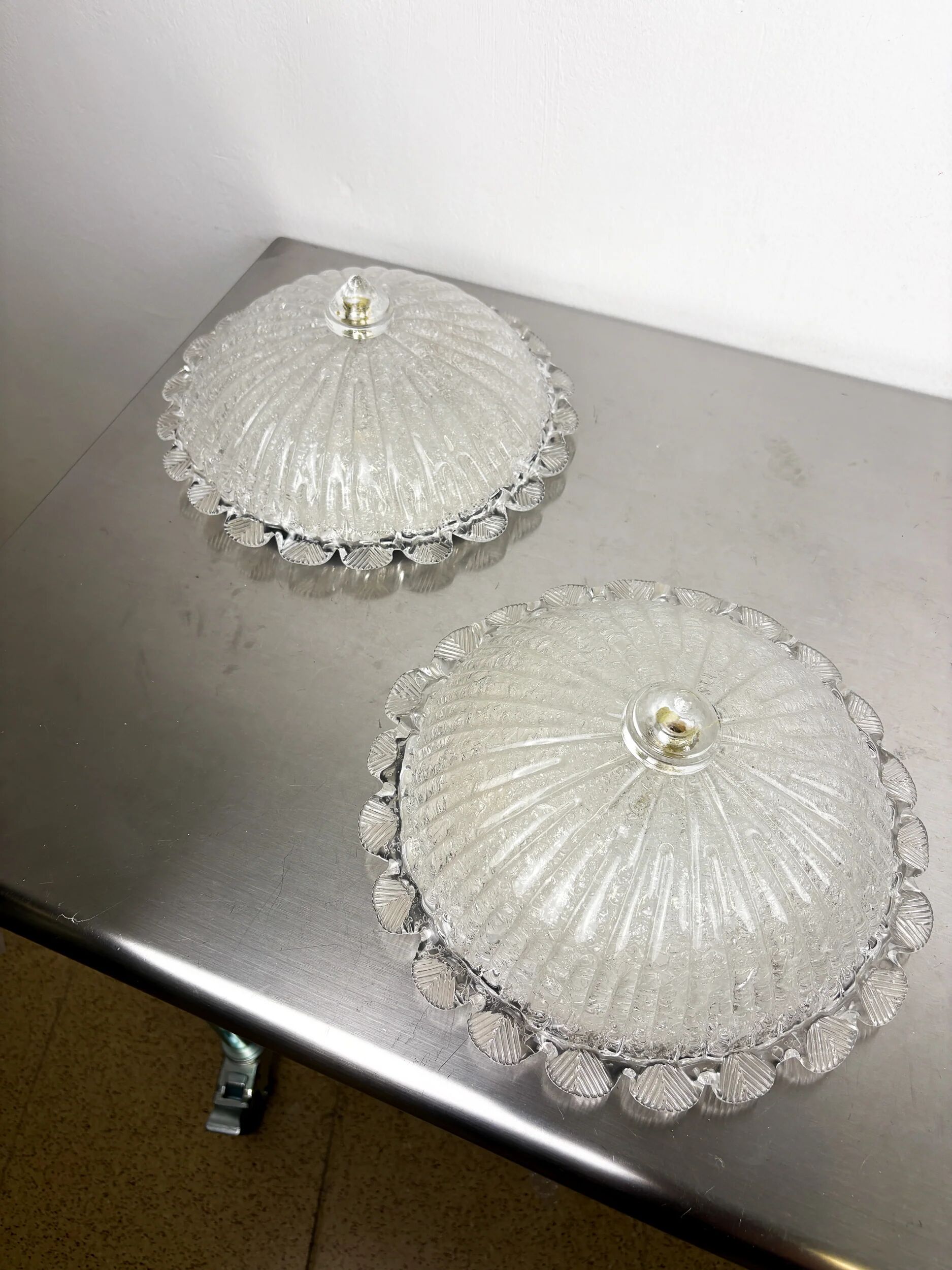 Pair of Murano glass scalloped flushmount ceiling lights, Italy 1960s