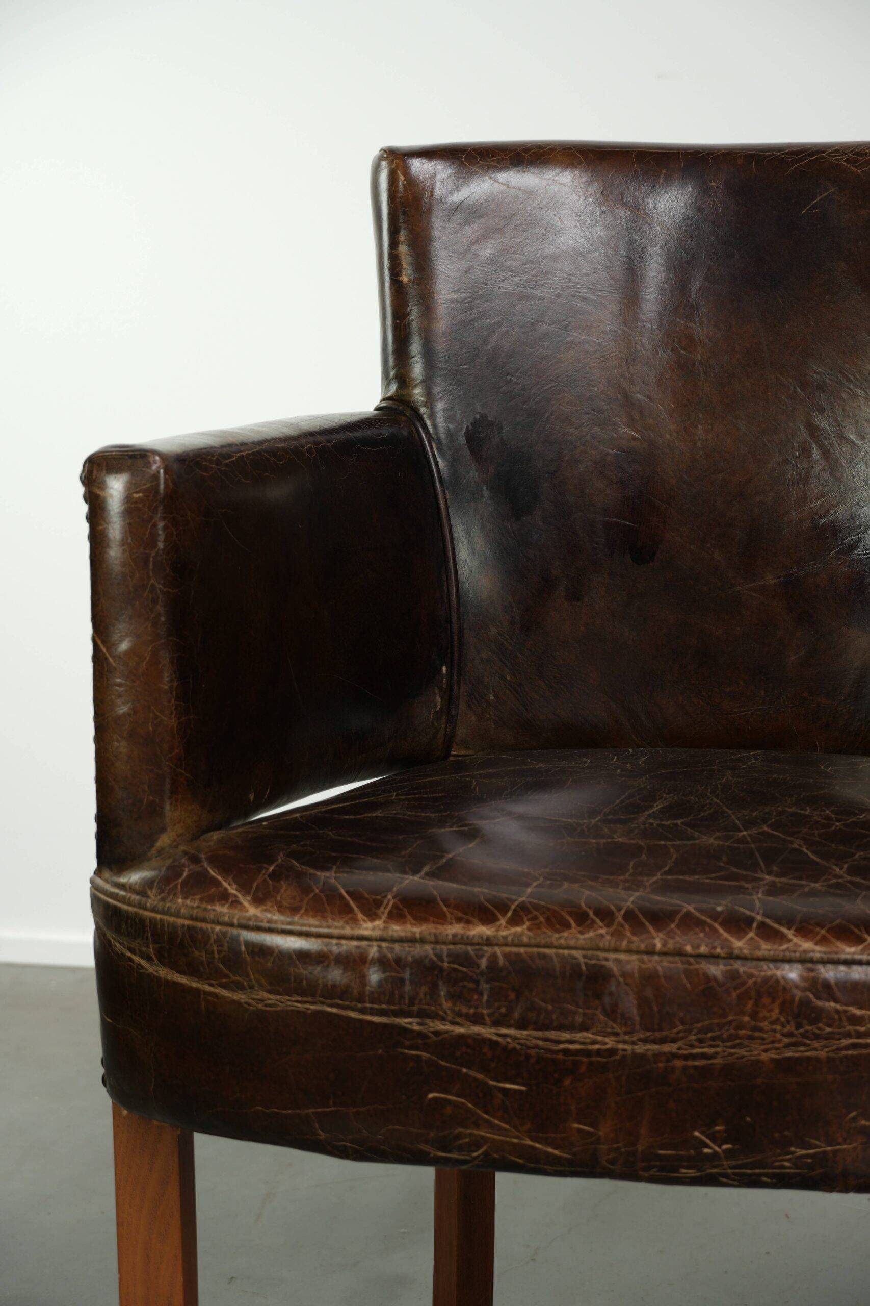 Characterful set of 6 cowhide dining chairs made of grained leather