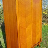 Armoire scandinave pied compas vintage
