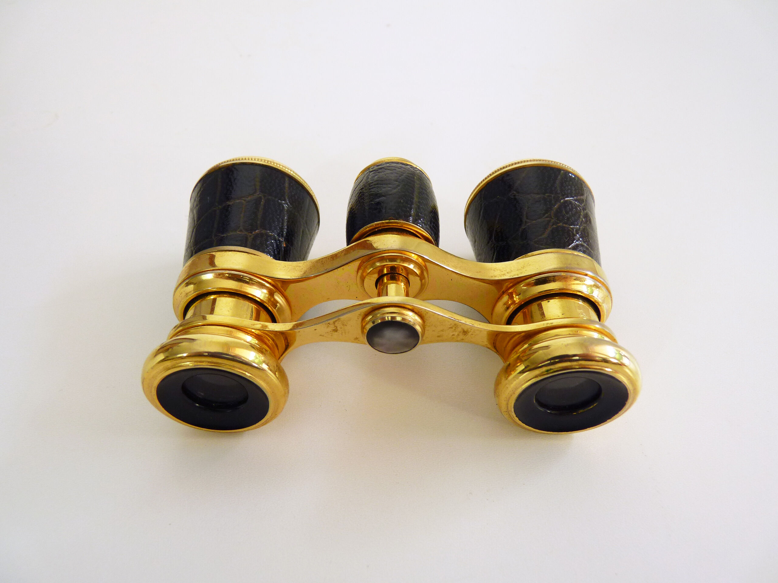 Former pair of theatre binoculars, opera B B Paris brass and leather