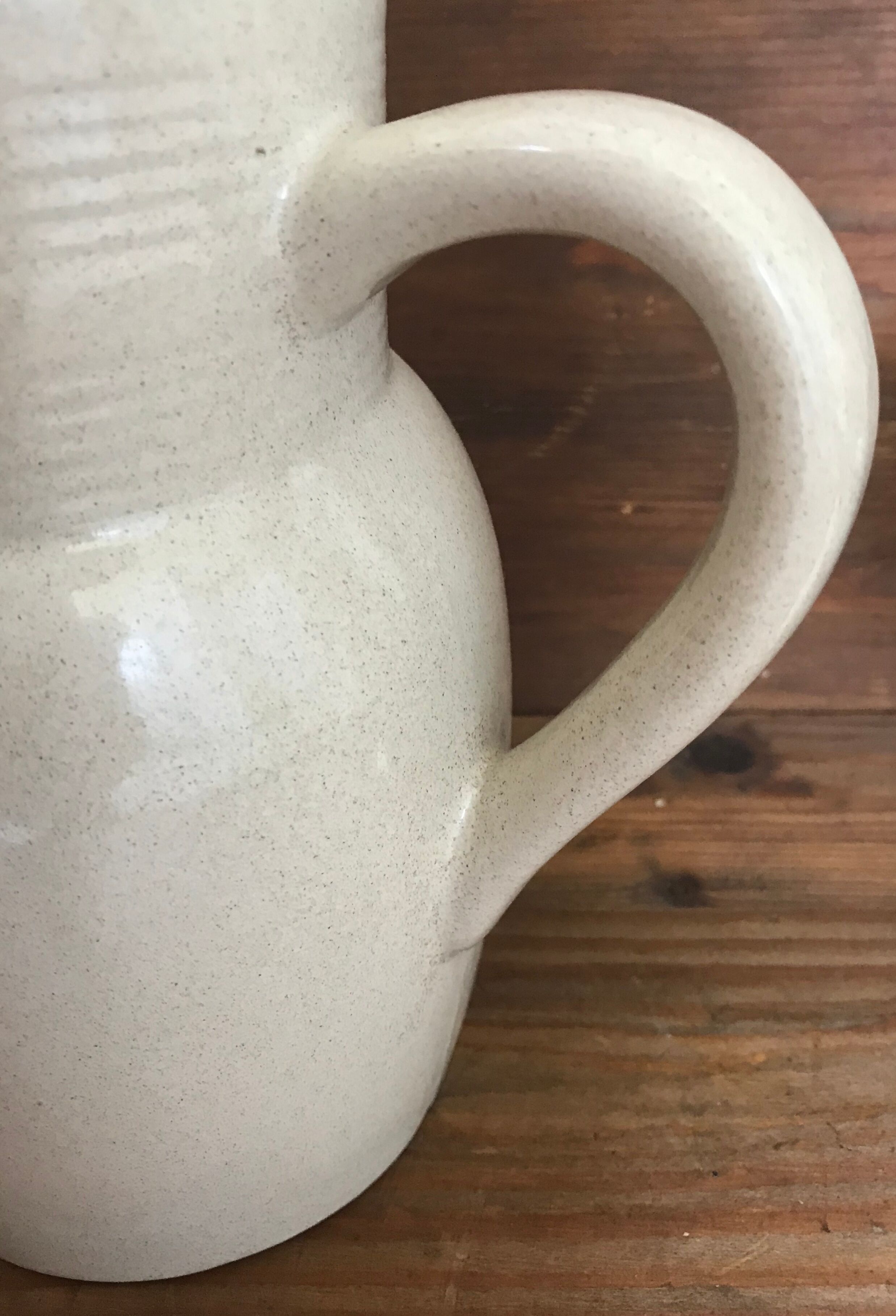 Sandstone pitcher 1.25l