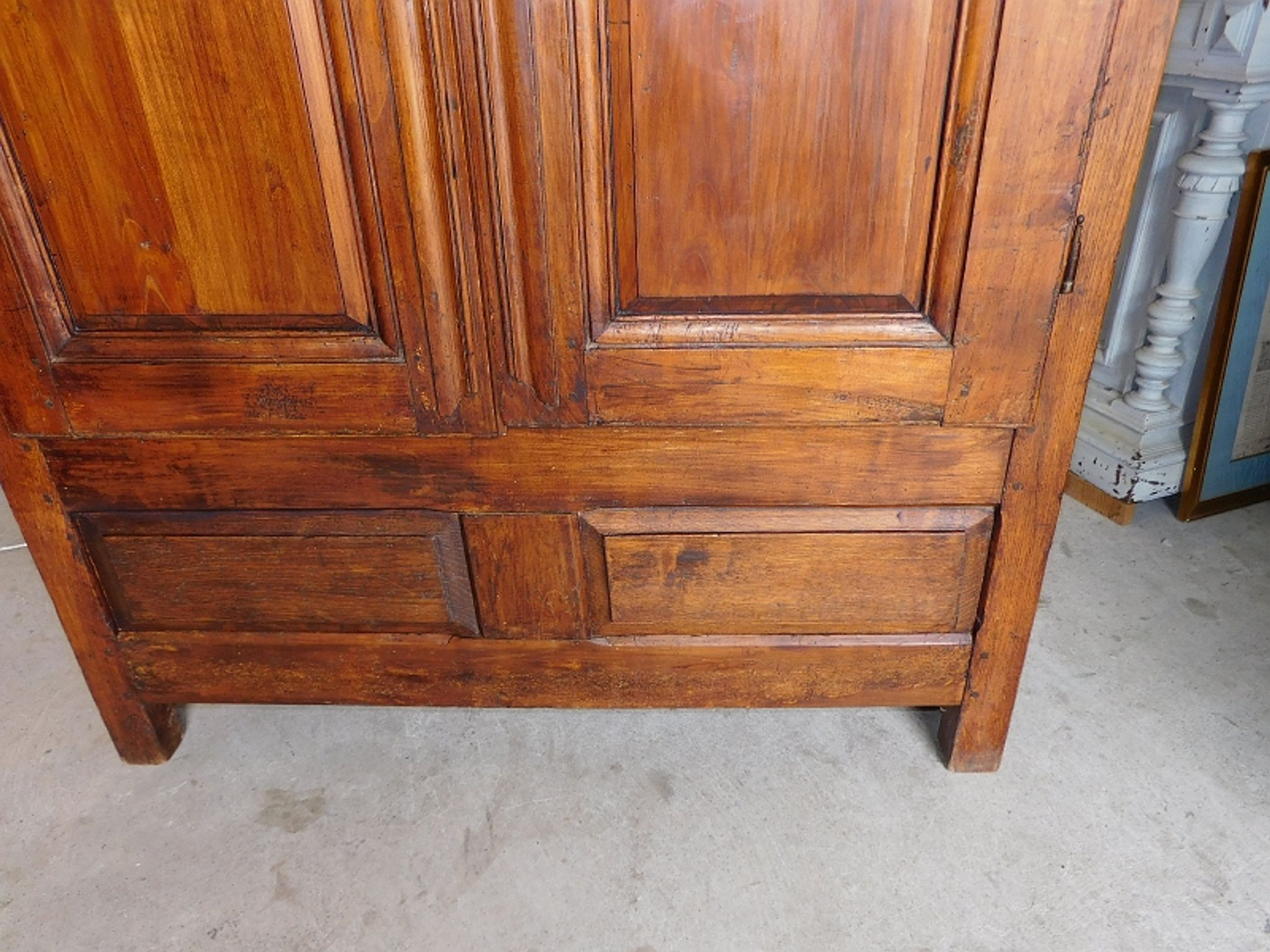 Armoire 2 portes transition du xviii ème siecle