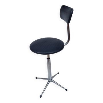 Vintage adjustable stool with backrest, chrome four-legged base.