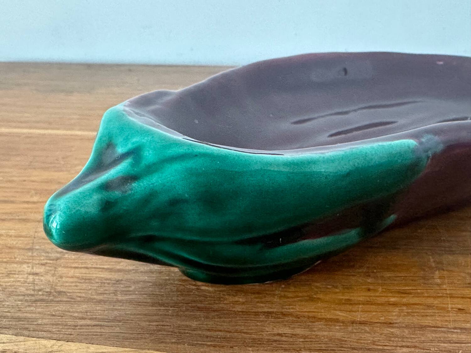 Old Vallauris aubergine ceramic vintage empty pocket bowl
