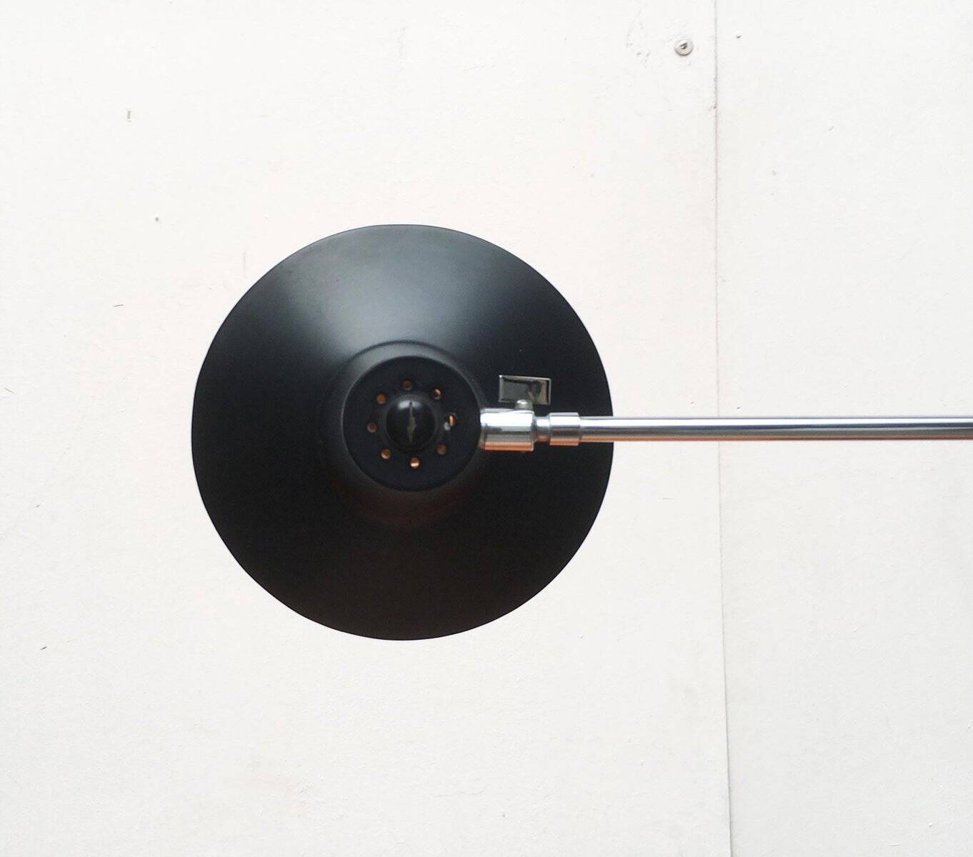 Mid-century minimalist table lamp