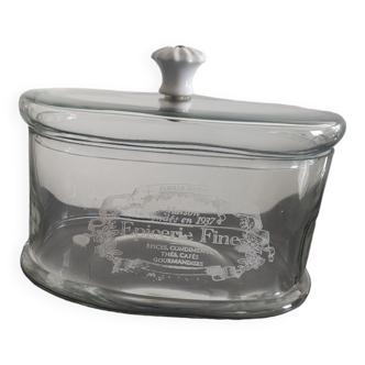 Transparent spices pot