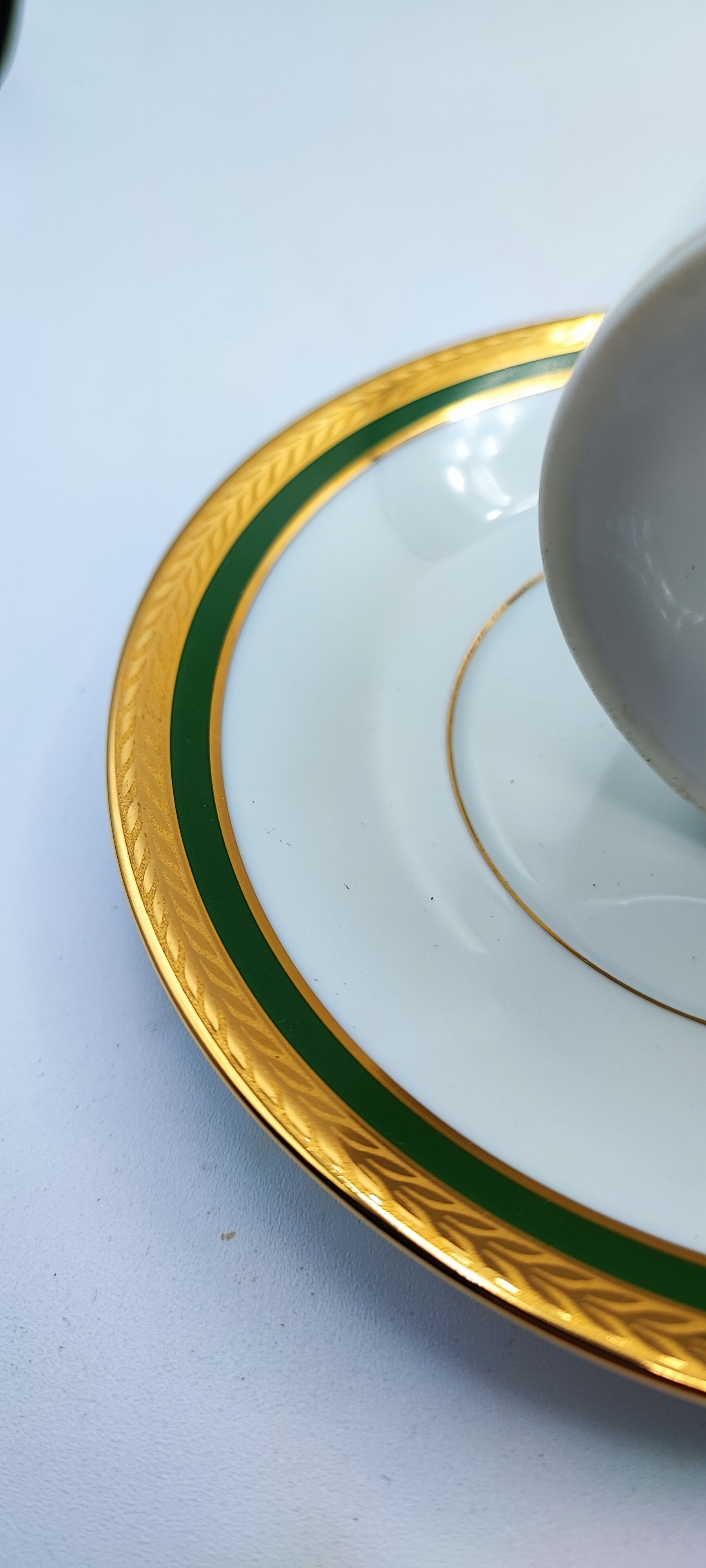 Duo cups Limoges bordered green gilded with fine gold