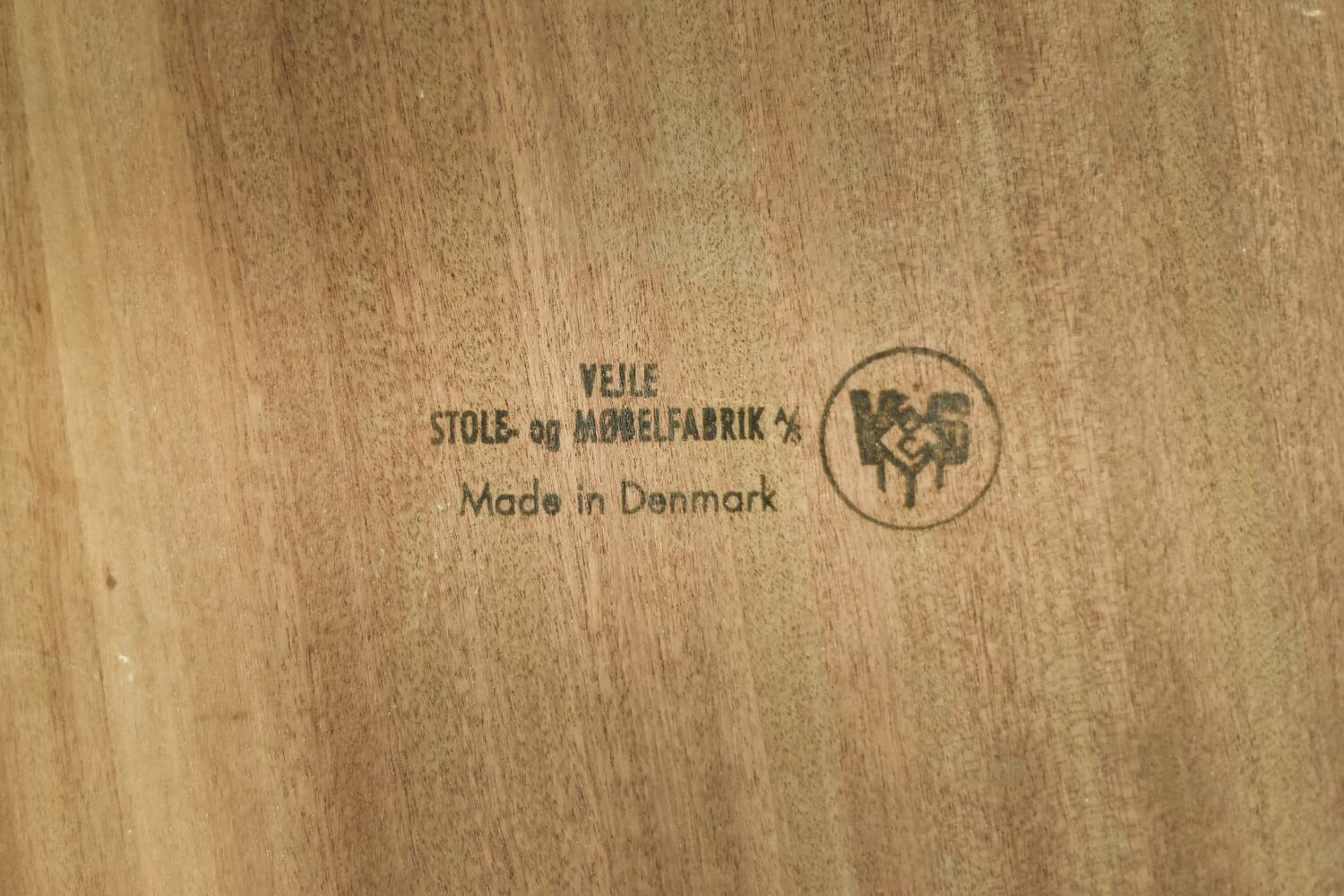 Vintage Mid-Century Danish Modern Teak Coffee Table from Vejle Møbelfabrik