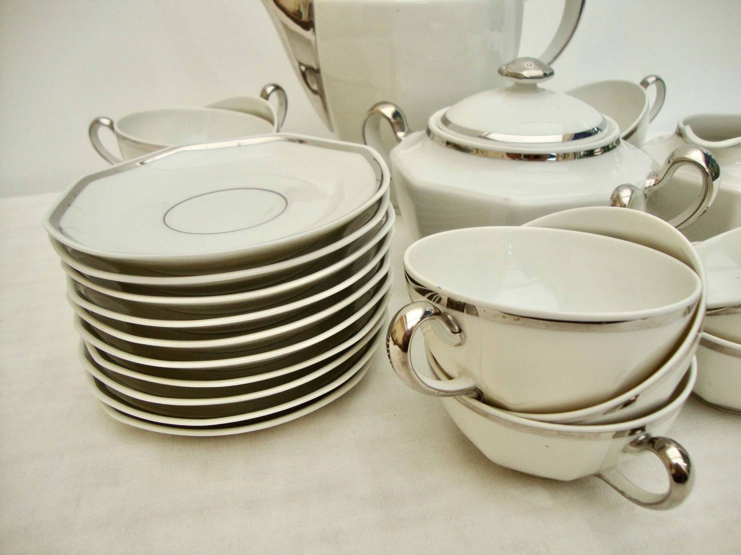 Coffee service for 10 people