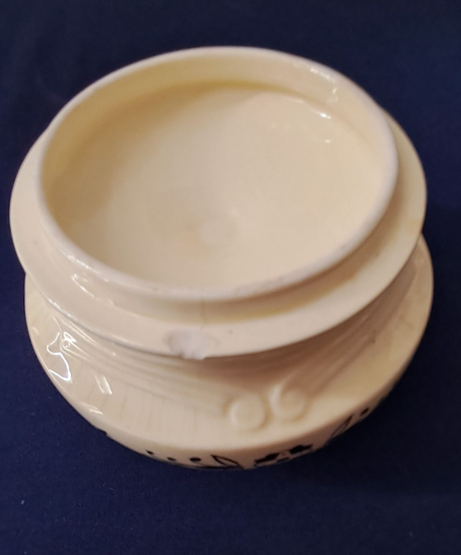 Jug and sugar bowl from Valenciennes by the Gien pottery. Vintage.