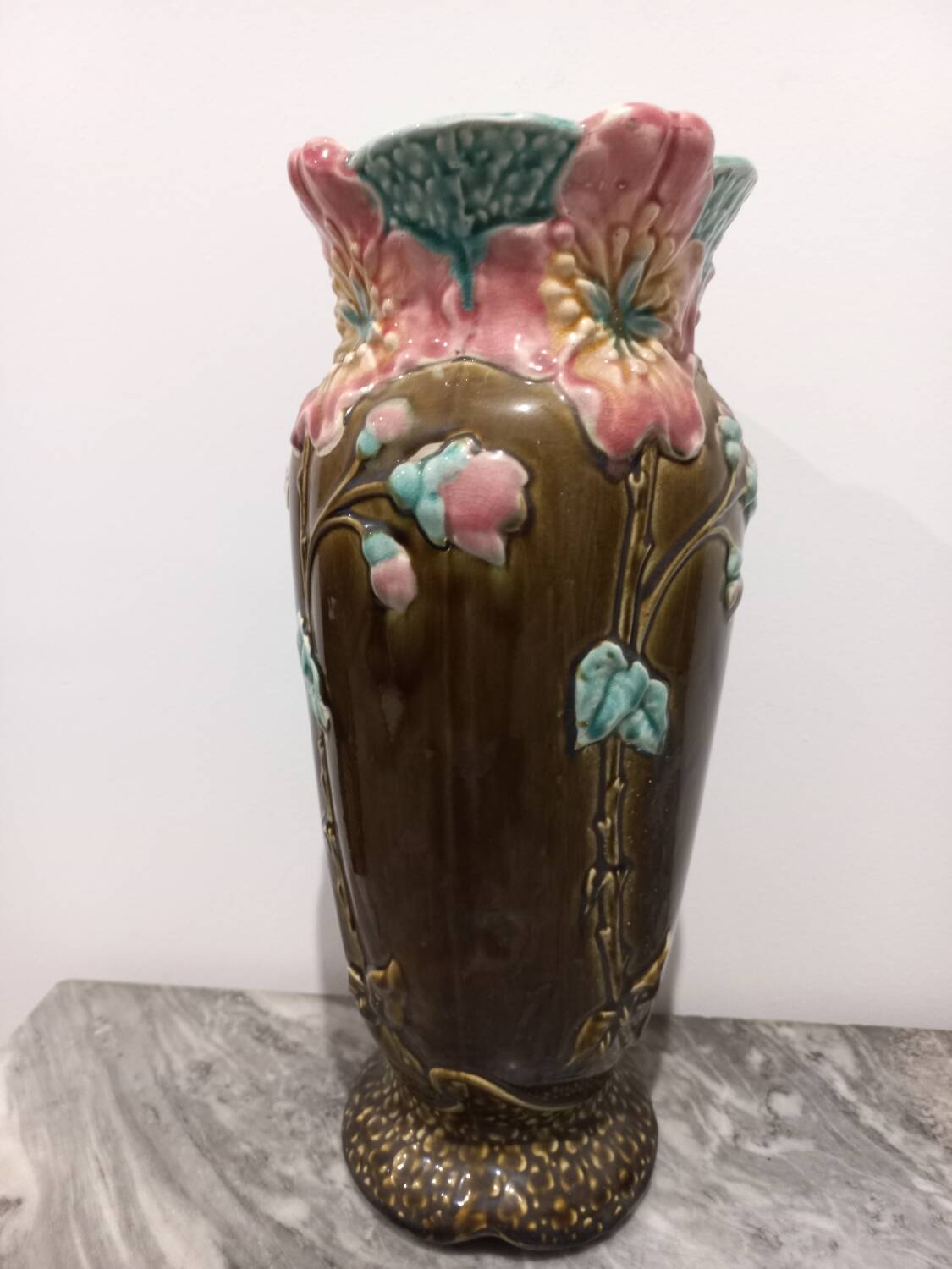 set of 2 art deco vases
