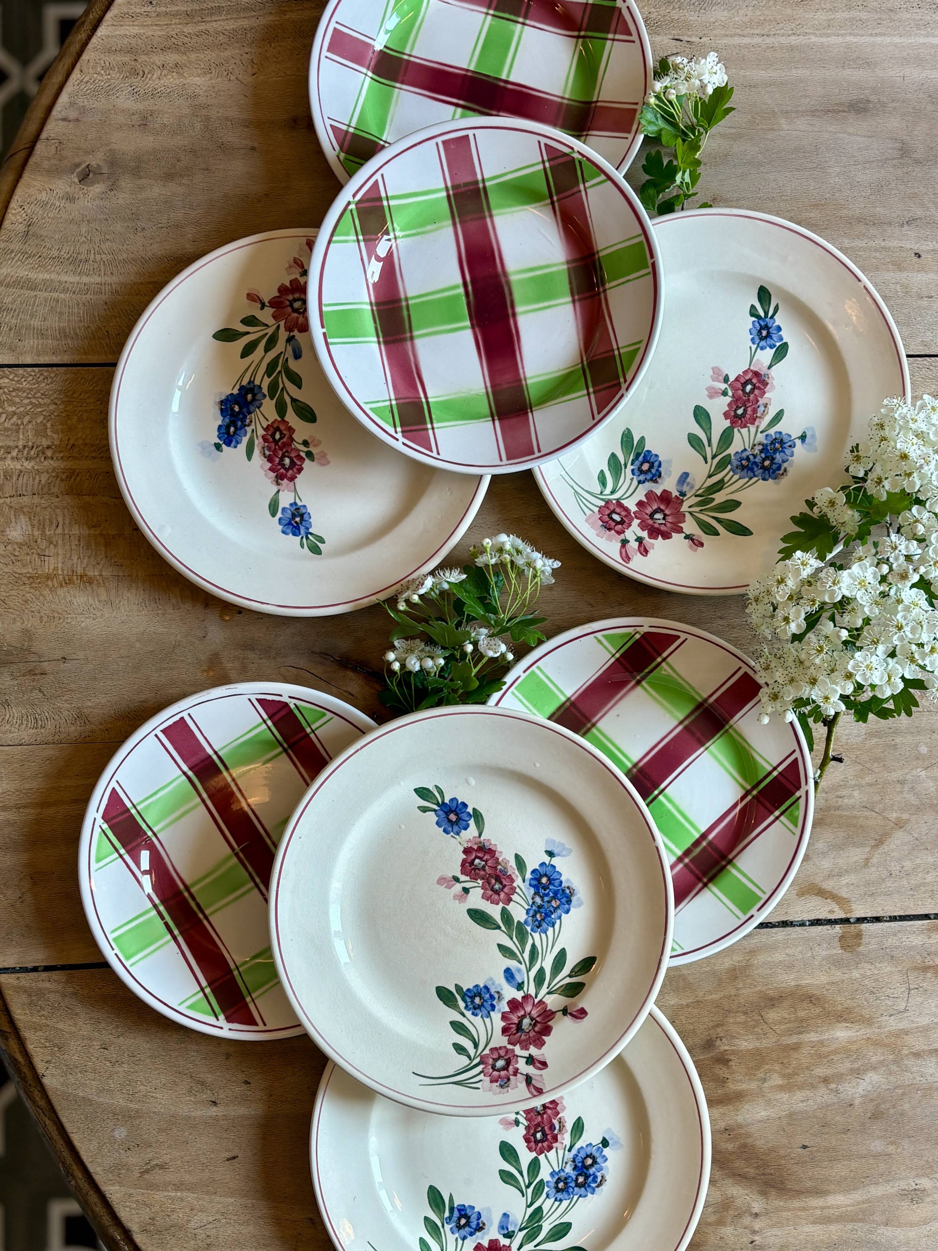 Set of 8 mismatched vintage dessert plates, Sousse and Aigueperse from