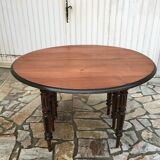 Round table 6 feet with solid mahogany extensions