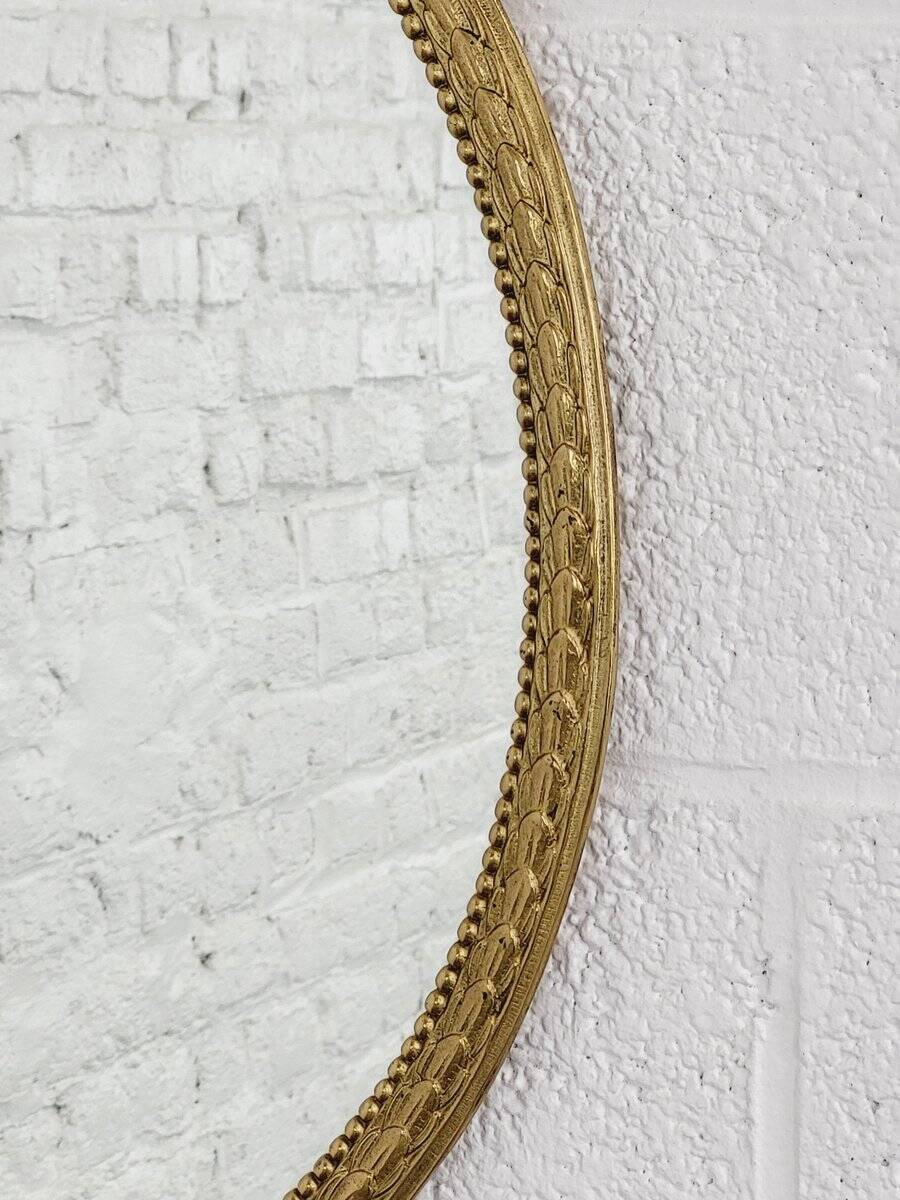 Miroir Médaillon Ovale en Laiton, Italie, 1950s