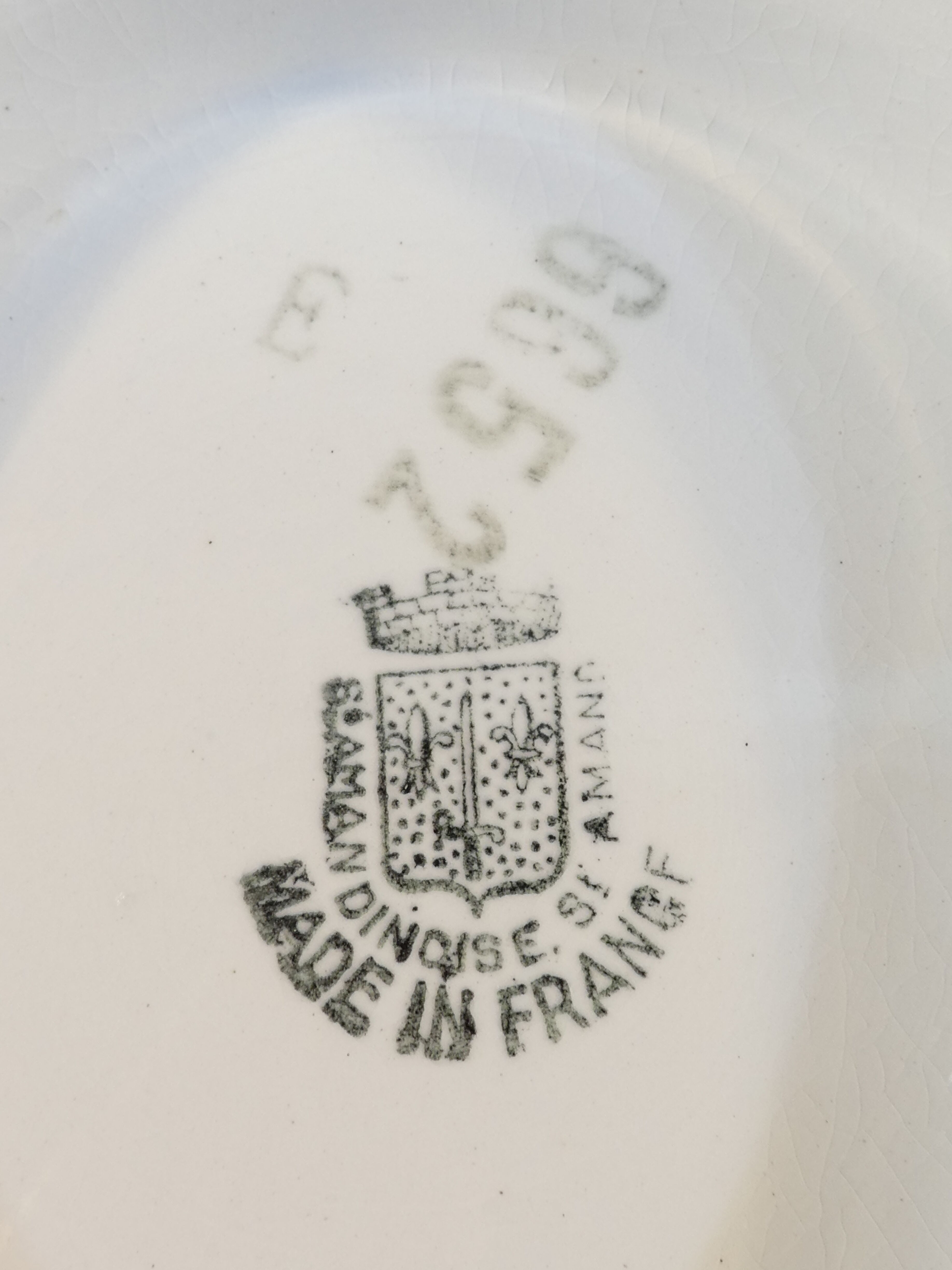 Compotier en faience de St AMAND décor blue flower