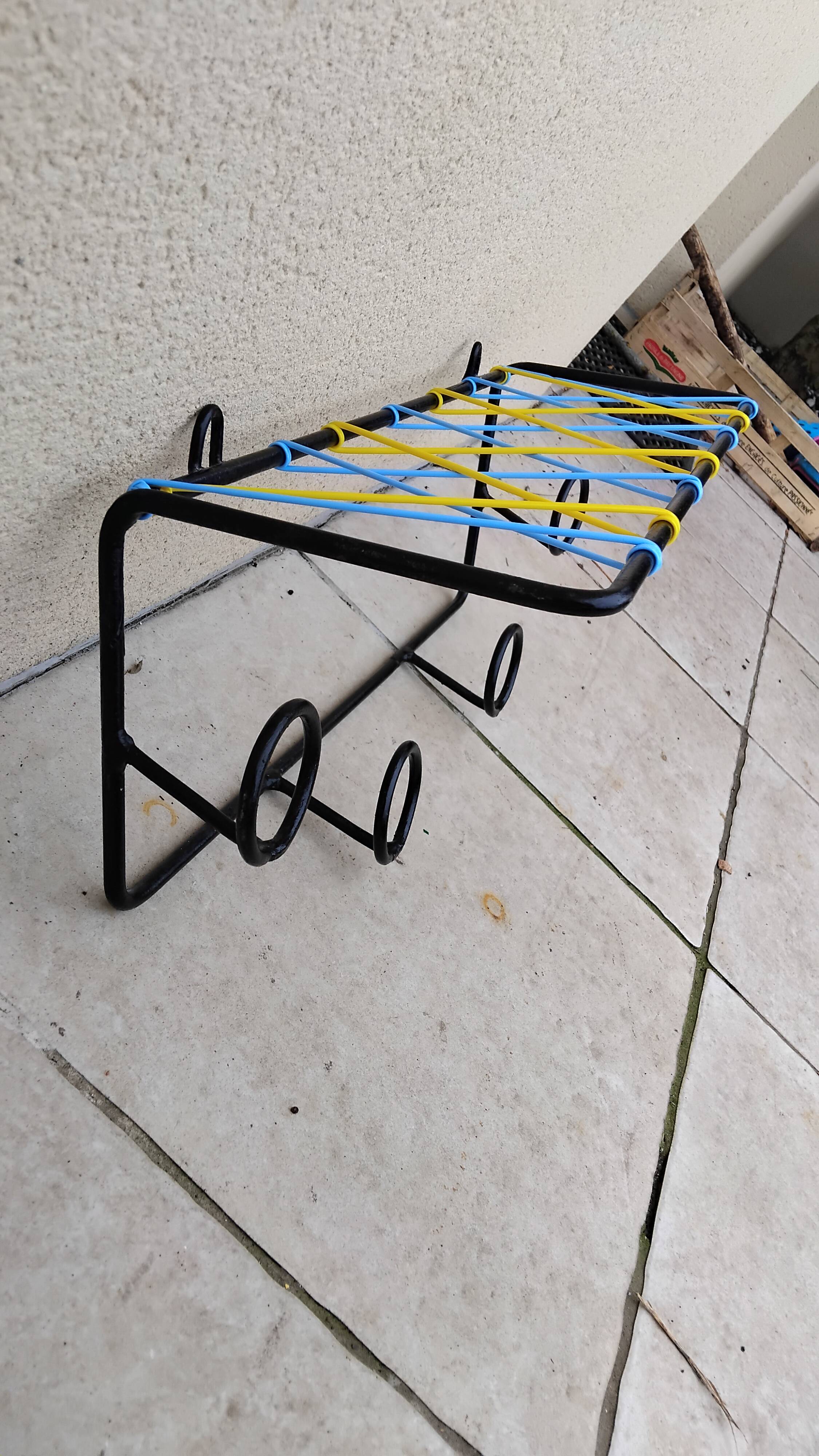 Vintage Scoubidou wall coat rack