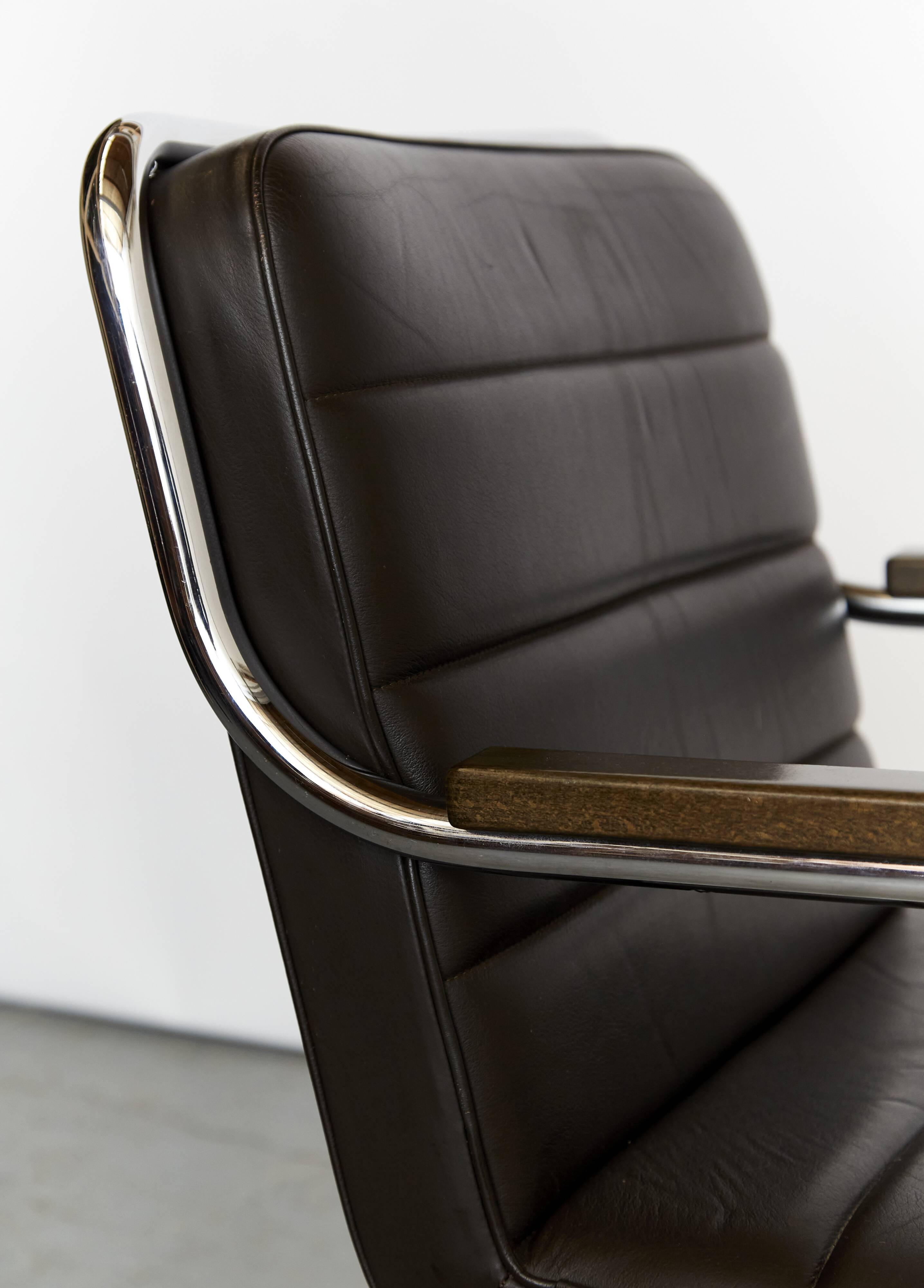 Pair Rudolf Glatzel Cantilever S46 F for Thonet