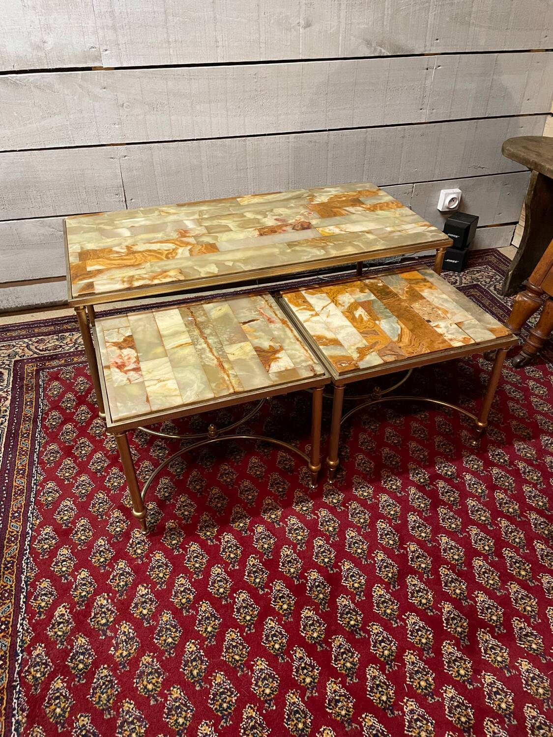 Nesting coffee table in onyx, 70s/80s design