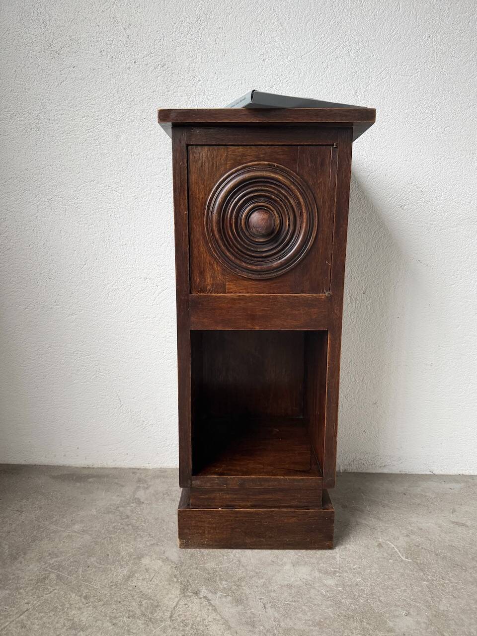 Dudouyt bedside table, oak, 1940.