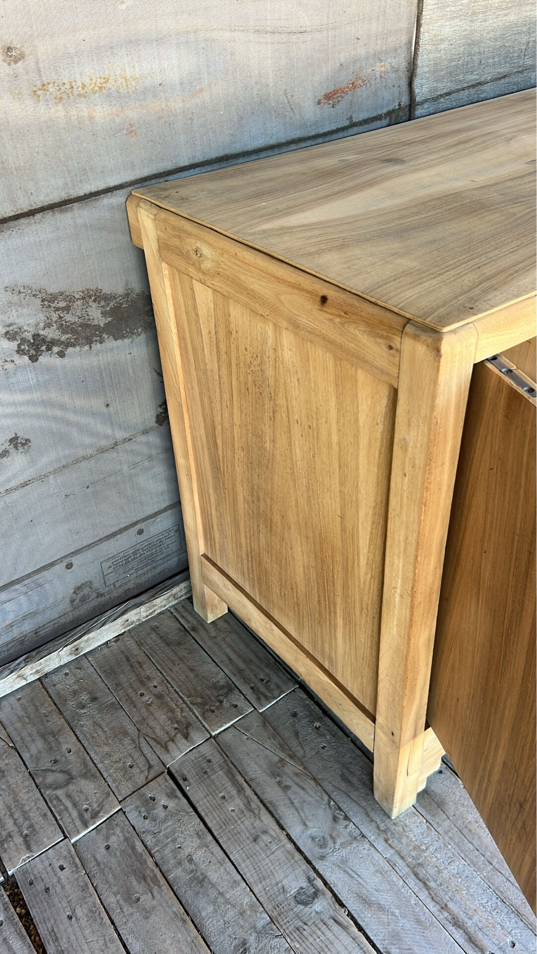 Art Deco wooden chest of drawers