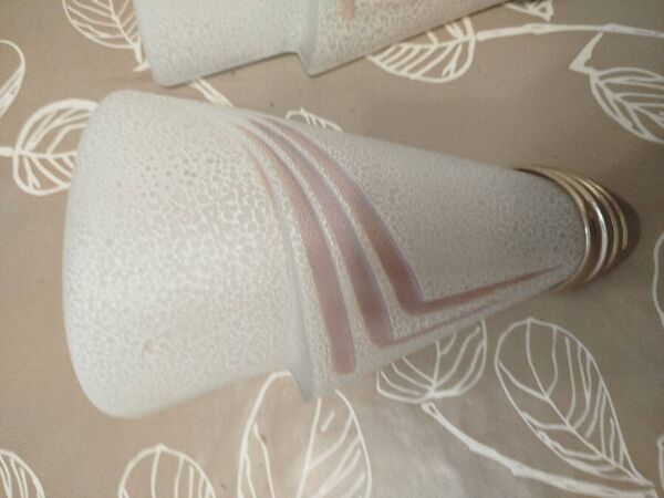 Paires d'appliques Diana kasinski Pologne année 1980 verres opalin