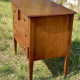 Small vintage 1970s chest of drawers with 4 drawers.
