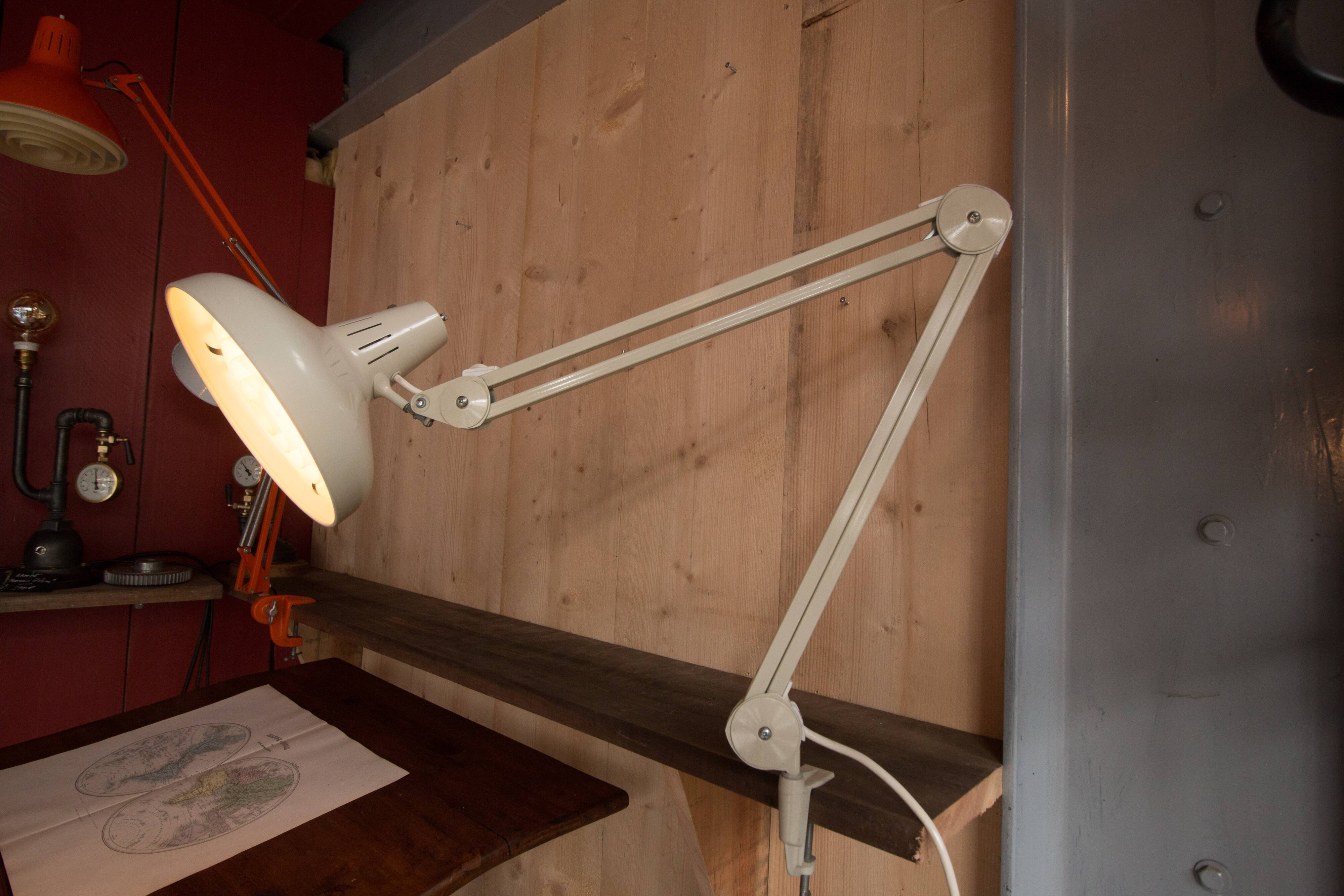 Large articulated Luxo lamp type MLS