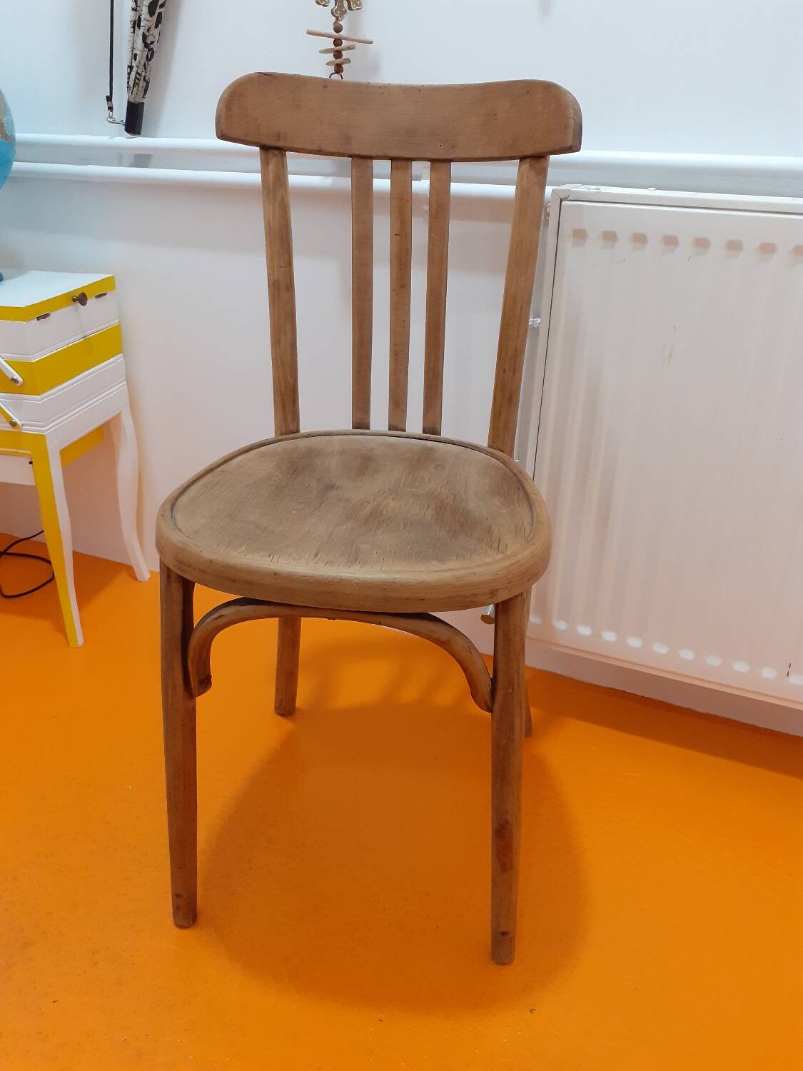 Bistro chair