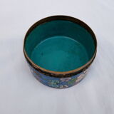 Box in partitioned enamels, china late 19th century