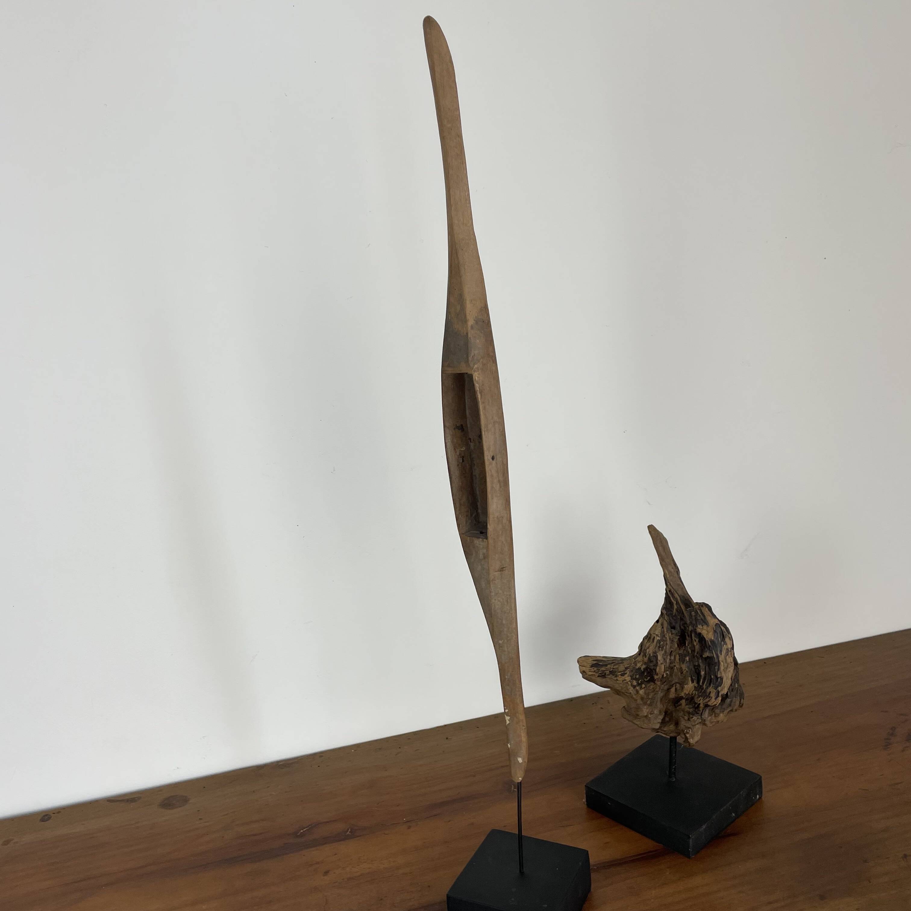 Set of 2 wooden sculptures on base