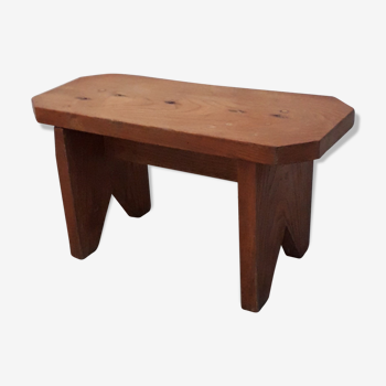 Tabouret ou repose-pieds en bois