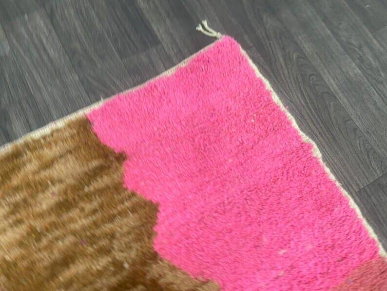 Tapis en laine pure naturelle à motifs colorés taille 150 x 250 cm