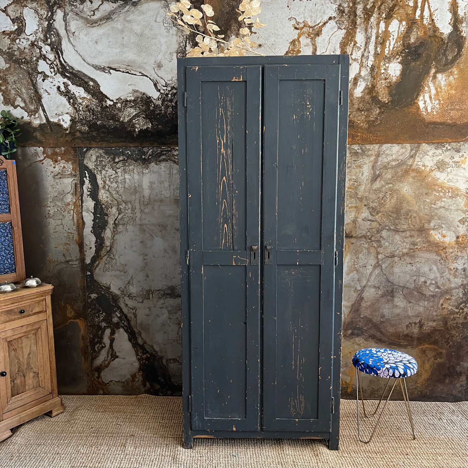 Armoire parisienne d'atelier