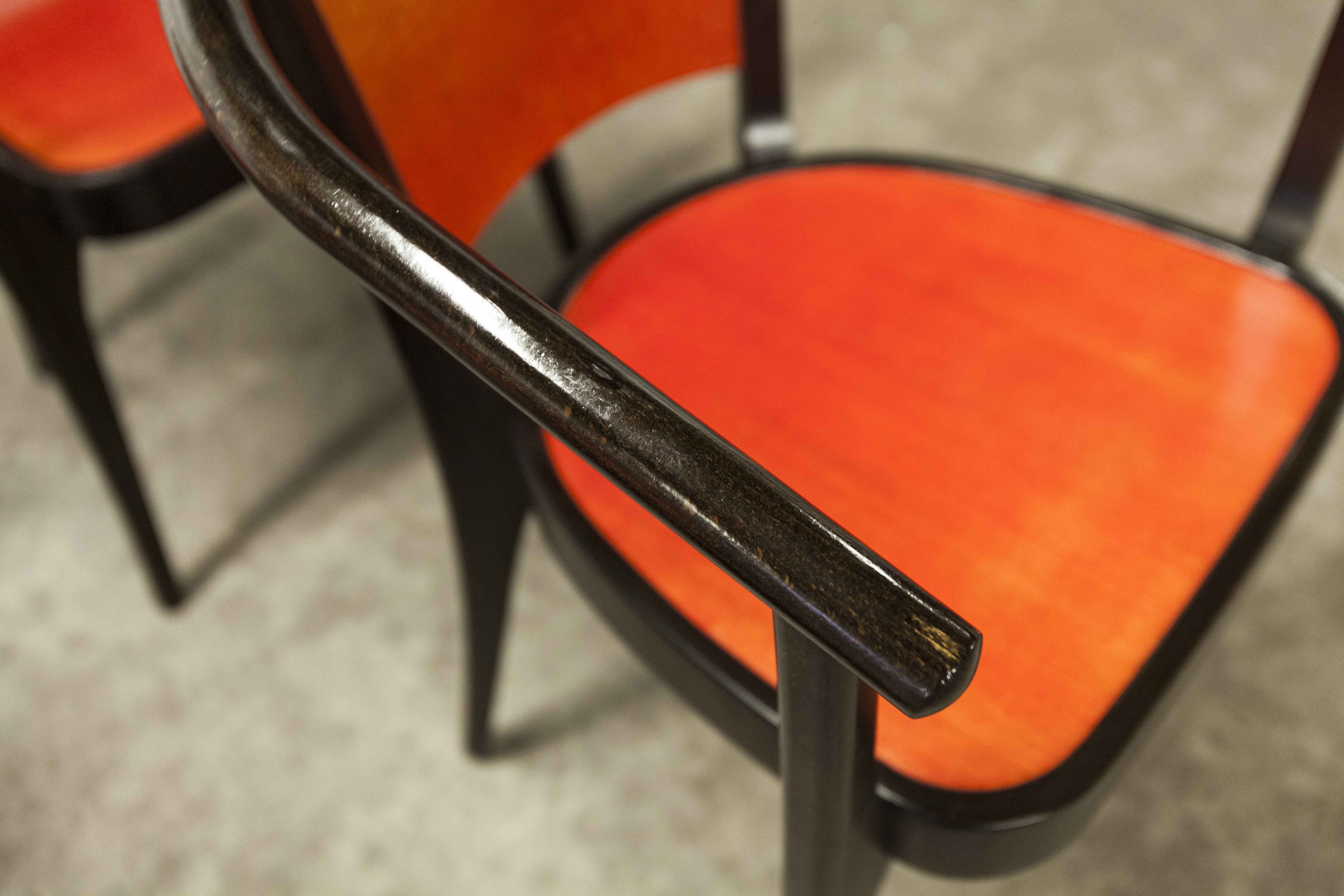 Table and 6 armchairs Baumann Diese, design Pagnon Pelhaître, Wenge color and red,