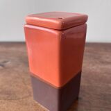 Pot en céramique avec couvercle