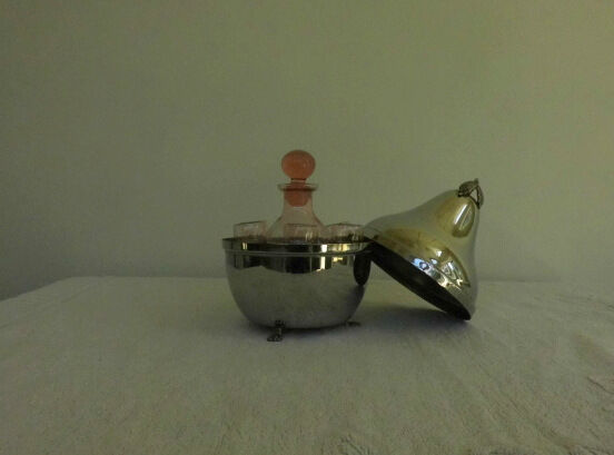 Chrome pear with pitcher and 6 glasses pink