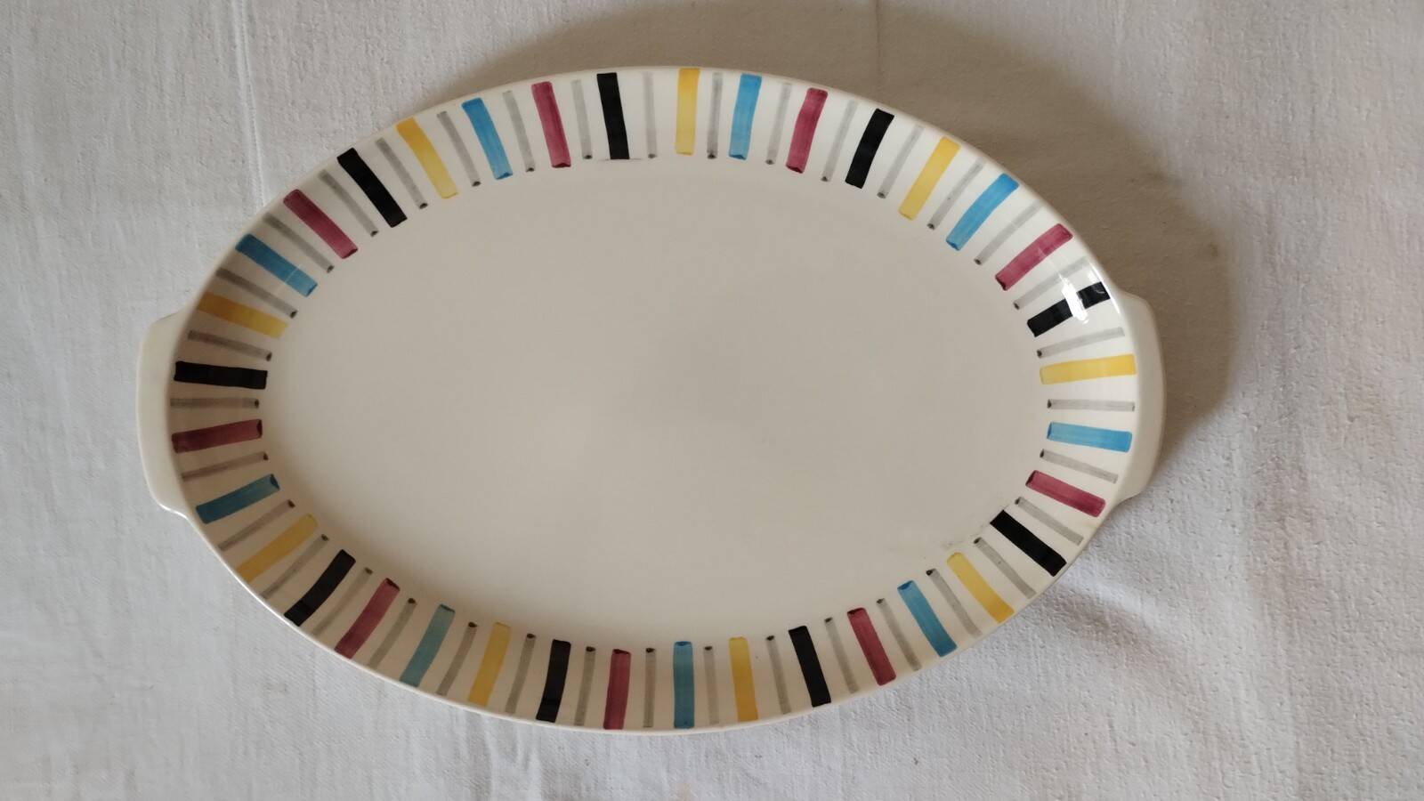 Oval dish from the Villeroy & Boch brand