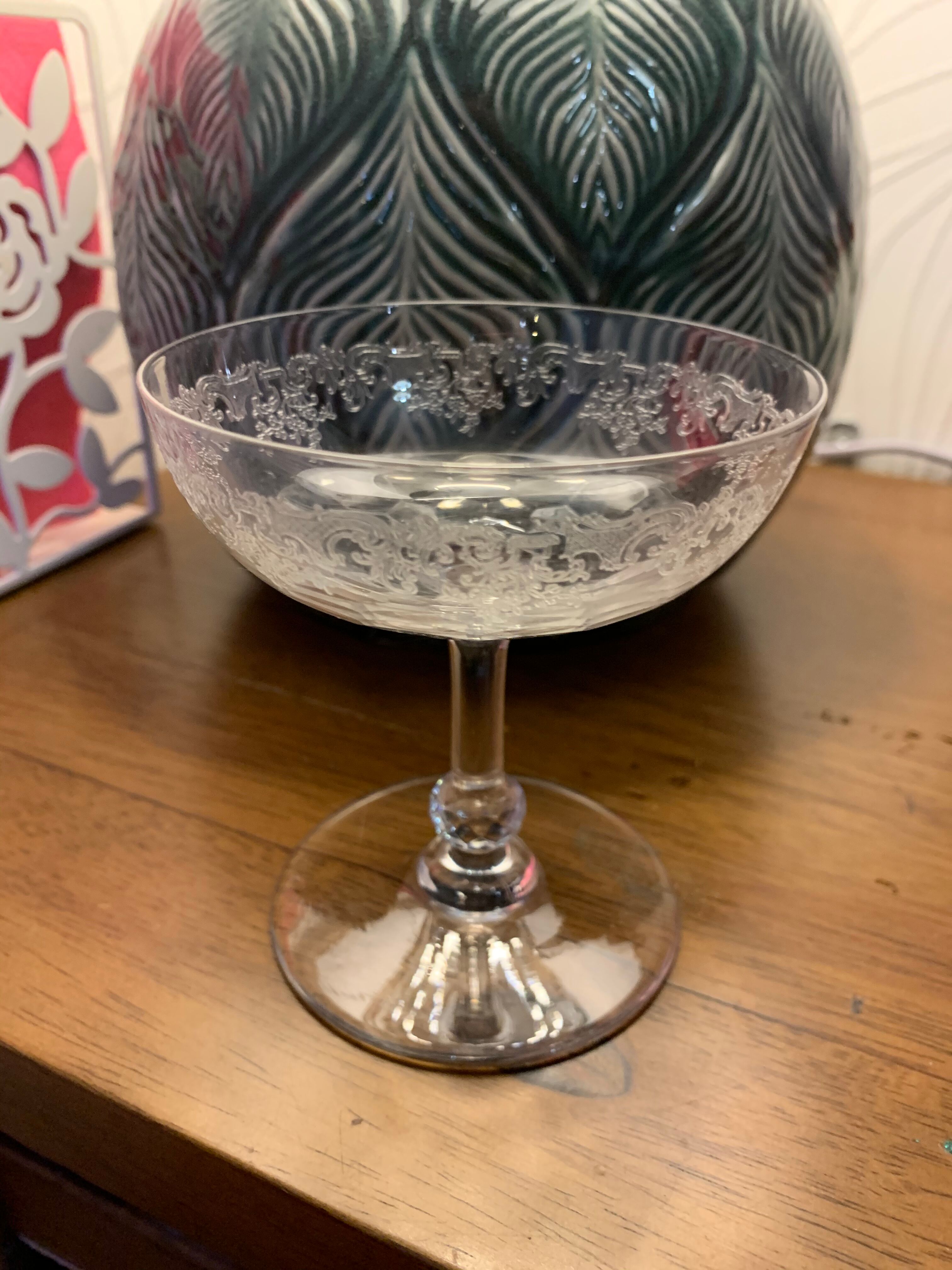 6 art deco champagne glasses with floral frieze