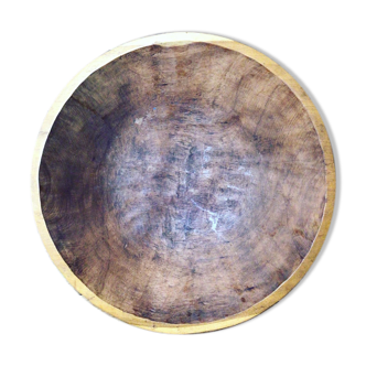 Brutalist bowl made of solid wood