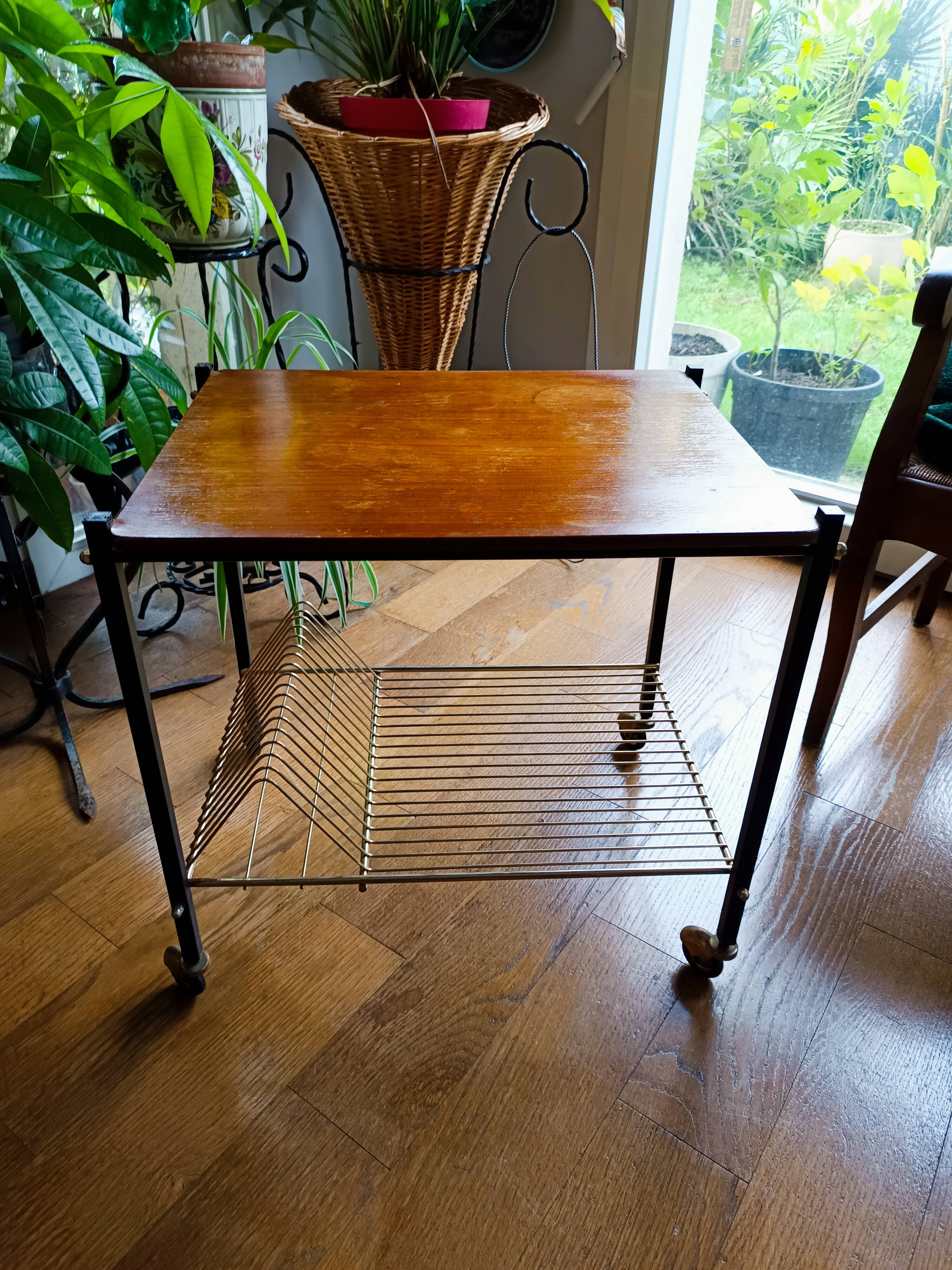 table roulante porte vinyles vintage des années 60 dessus bois